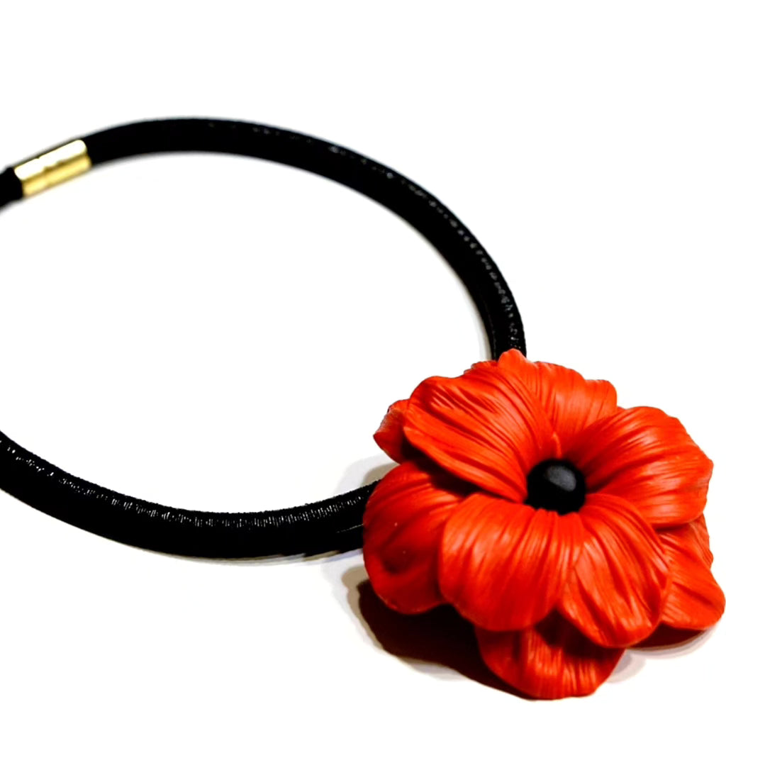 Collar FLOR ROJA